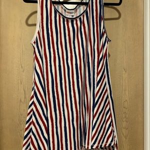 Med LuLaRoe Perfect tank